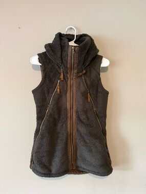 Kuhl Women’s Hooded Flight Vest - Olive Green